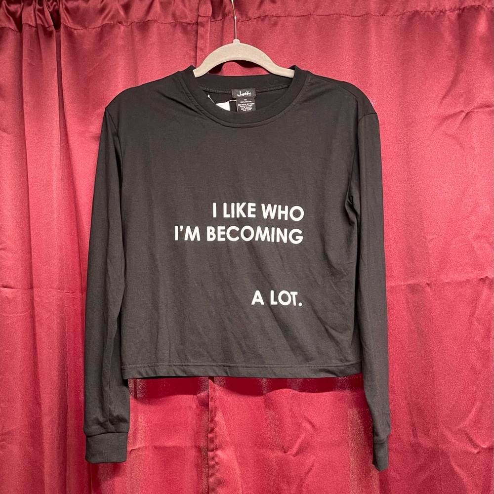 Juniors Graphic Top